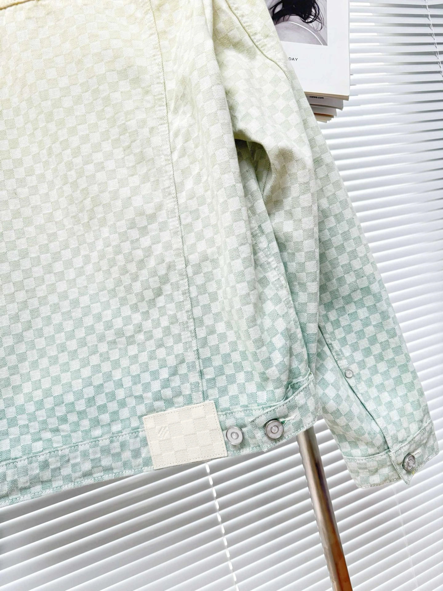 wg.luxury- 8V oversize item:E-F409E0660